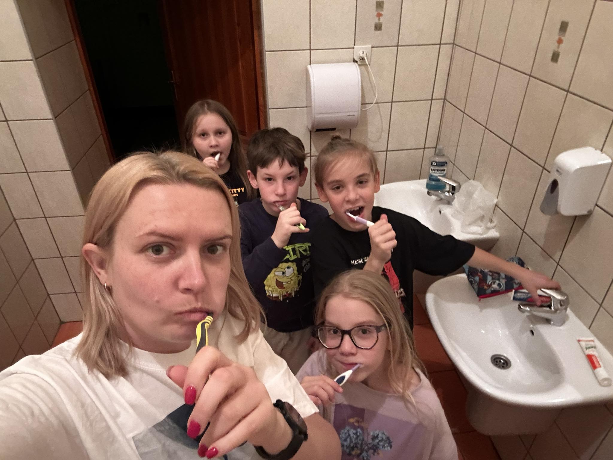 573866821_1383503816742517_2804960611527328535_n