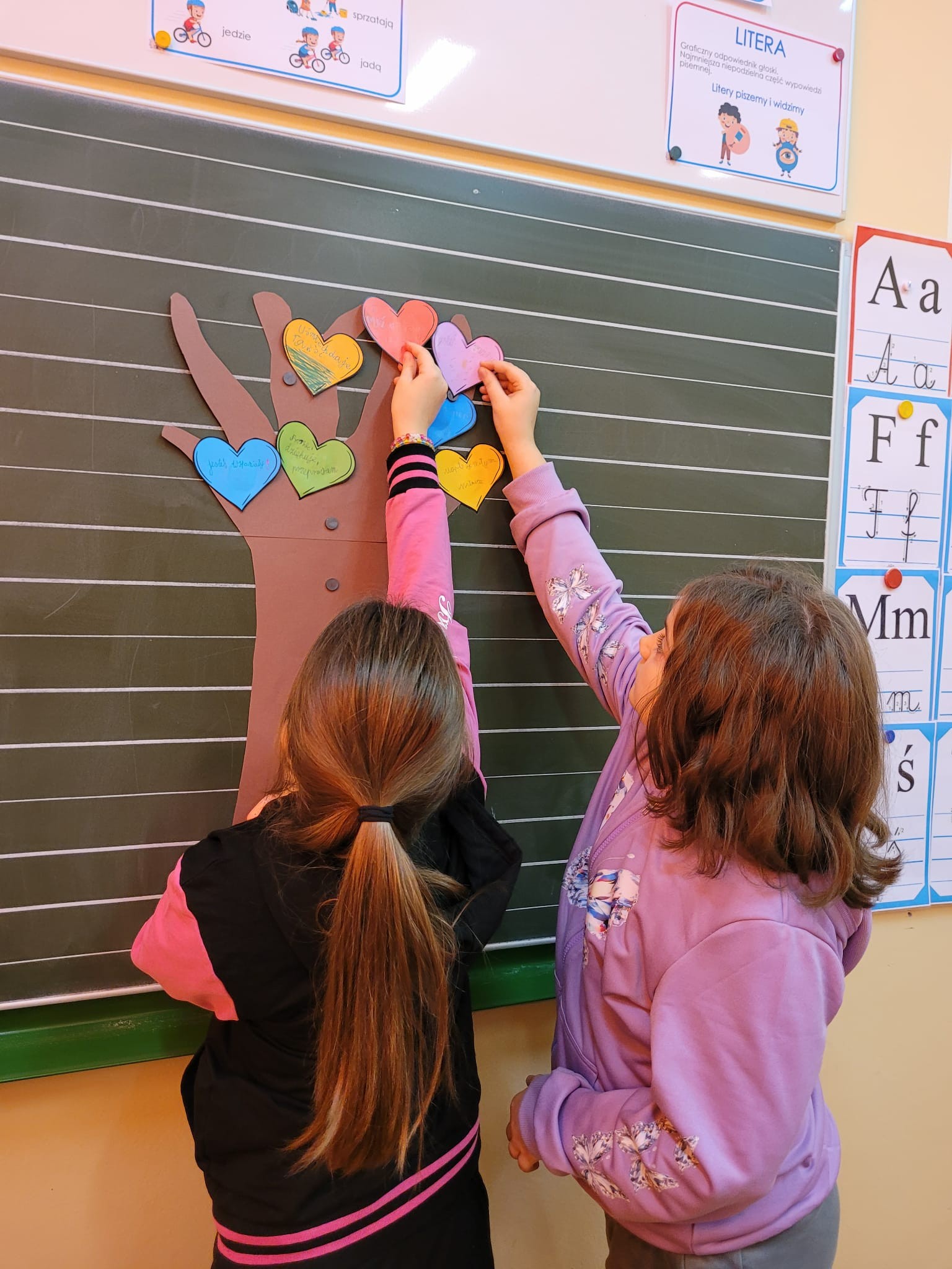 588167215_1402059498220282_8151032696015427156_n