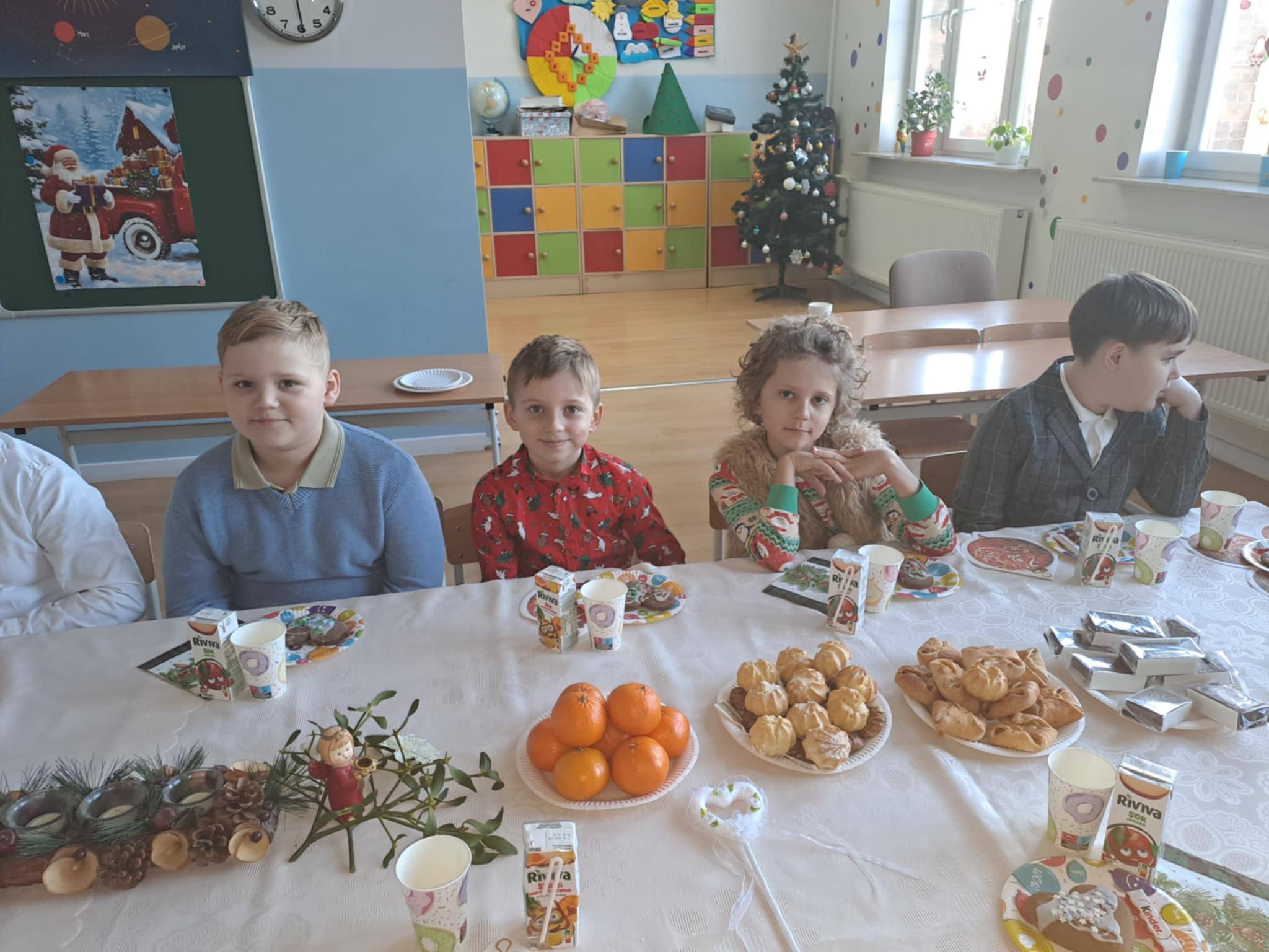 600253854_1422997142793184_730924923636974248_n