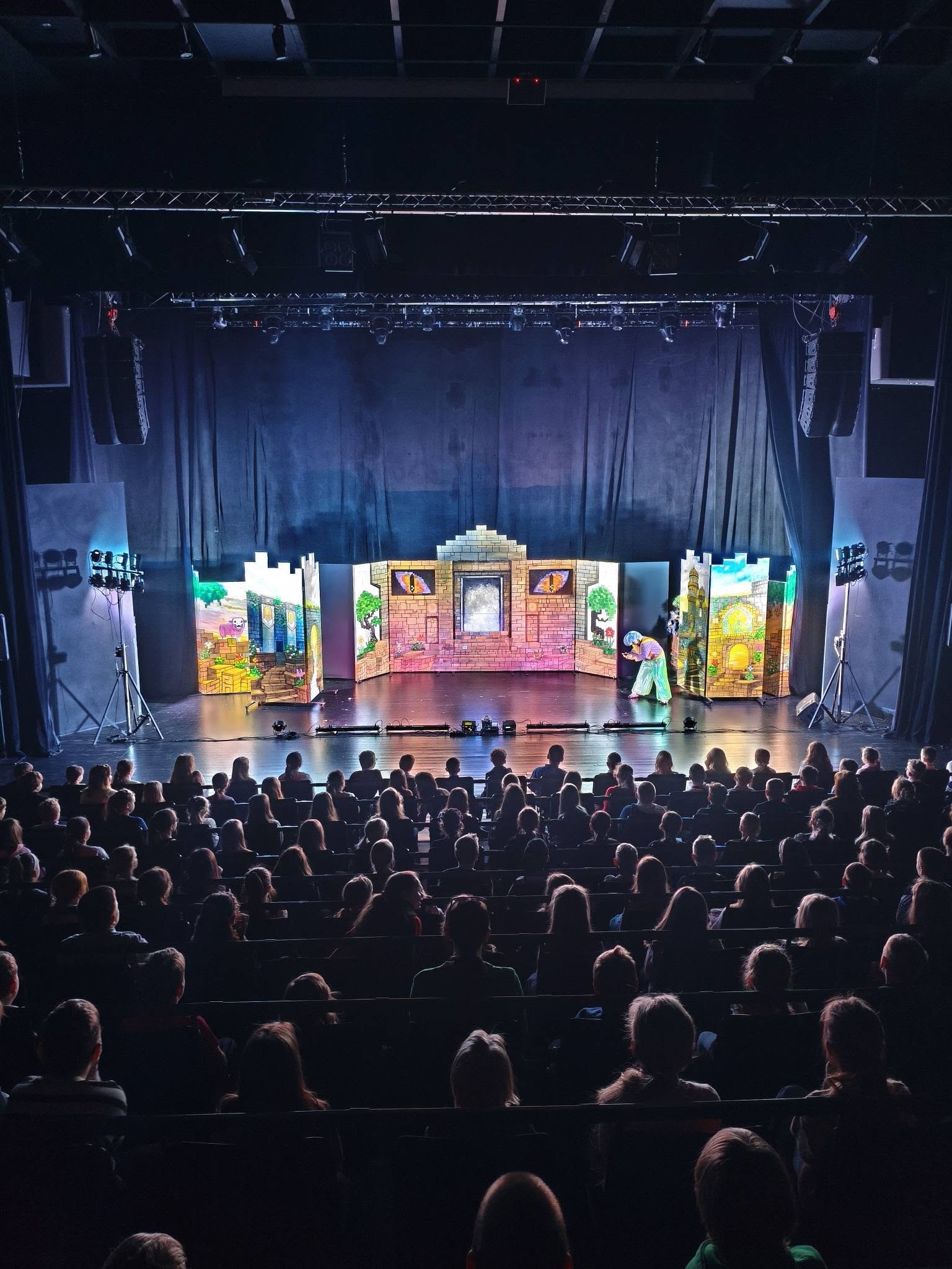 649746872_1487905672968997_6398409208837447273_n — kopia