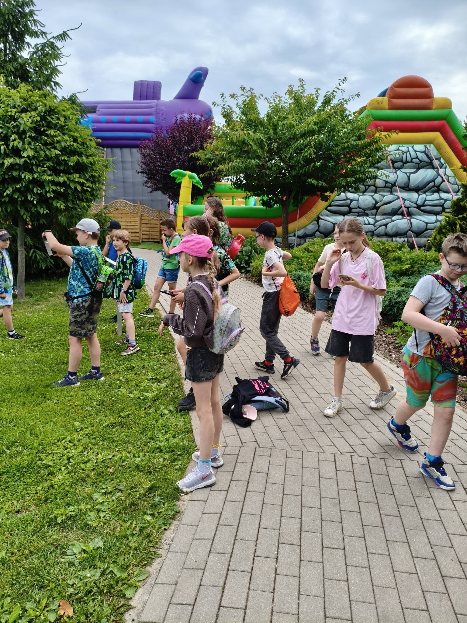 725756394_1574067854352778_2424798582053820332_n
